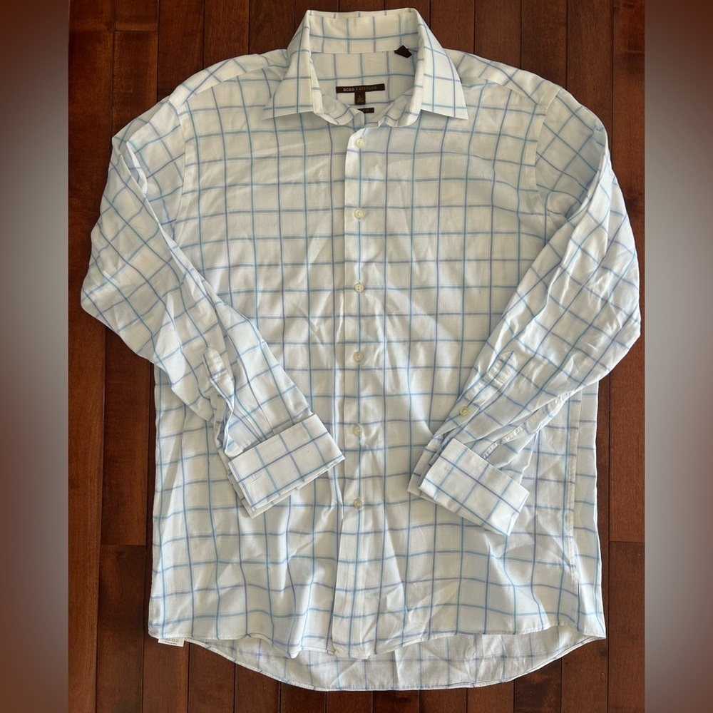 BCBG Men's Slim Fit White Button Down Dress Shirt with Blue Print Size Large